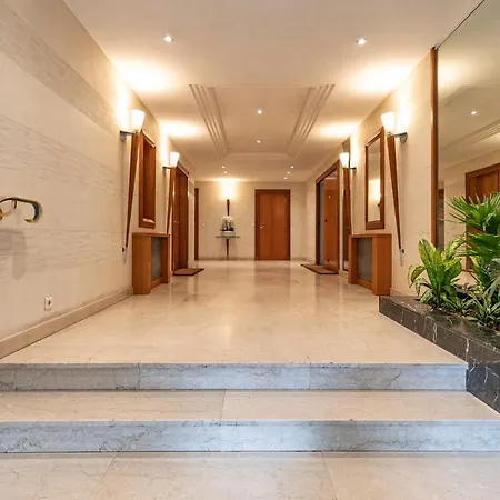 Le Du Parc Monceau * Parijs