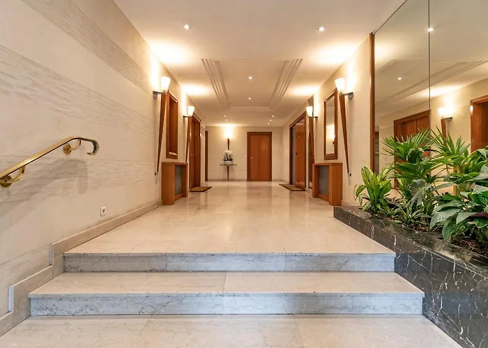 Le Du Parc Monceau * Parijs